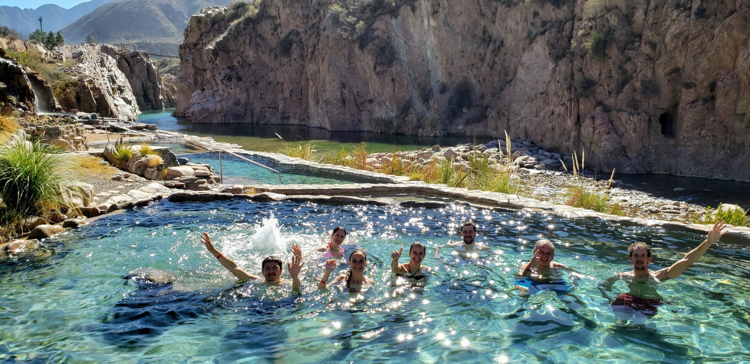 Combo Termas Cacheuta – Rafting + Tirolesa + Termas - Imagen 3