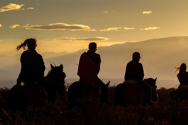 Cabalgata Al Atardecer - Imagen 3